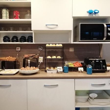 Beerapan Hotel Bangkok Bagian luar foto